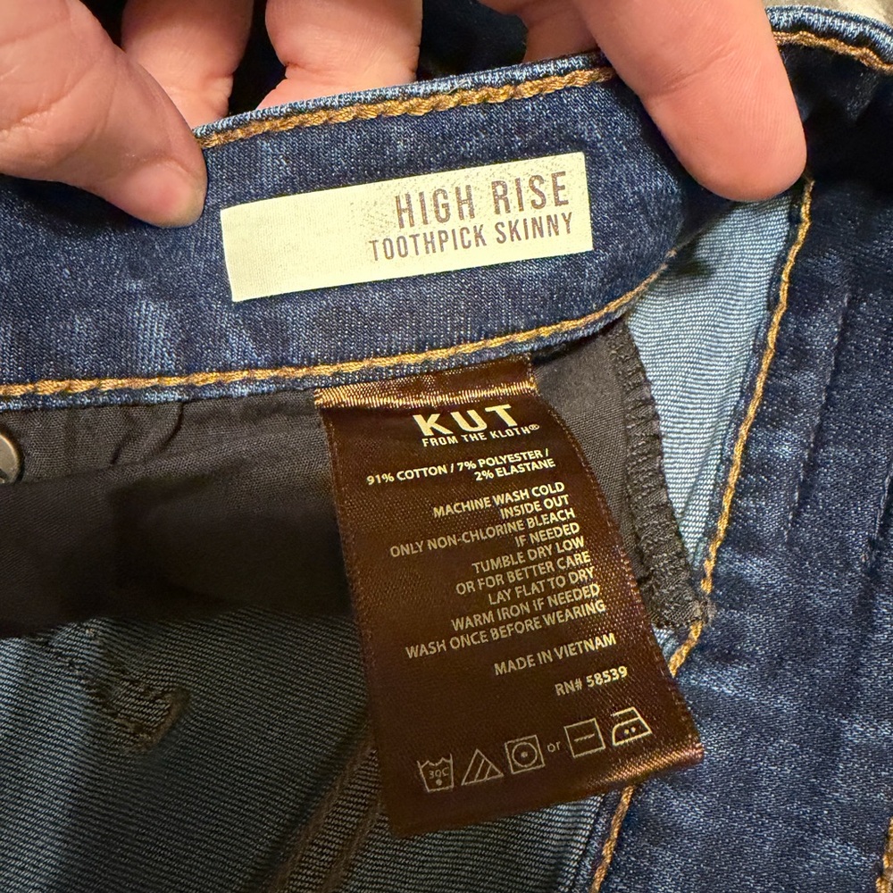 KUT Toothpick Skinny Jeans - Picture 2 of 3